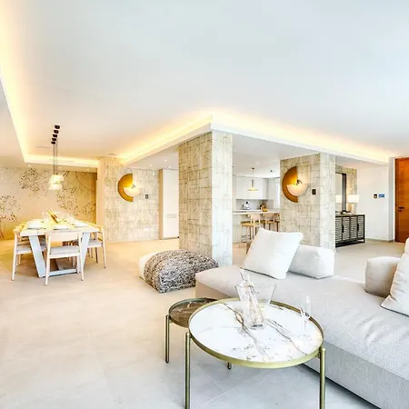 3004 Luxury Modern With Pool Villa *