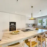 3004 Luxury Modern With Pool *