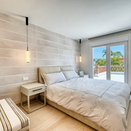 3004 Luxury Modern With Pool *