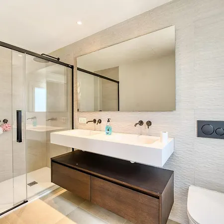 Villa 3004 Luxury Modern With Pool