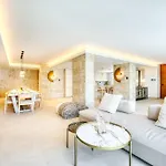3004 Luxury Modern With Pool Villa *